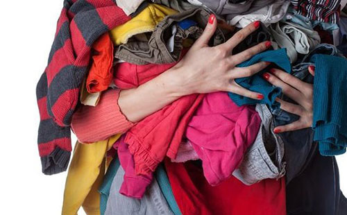 衣服晾干有异味怎么办 怎么拯救晾臭的衣服
