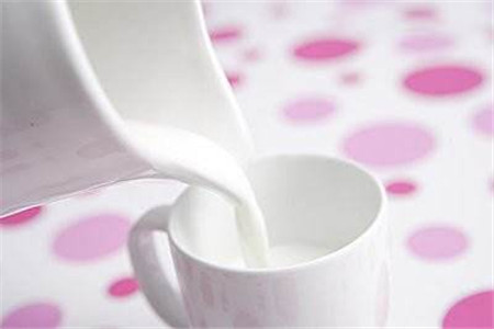 空腹能喝牛奶吗 关于牛奶的四个禁忌