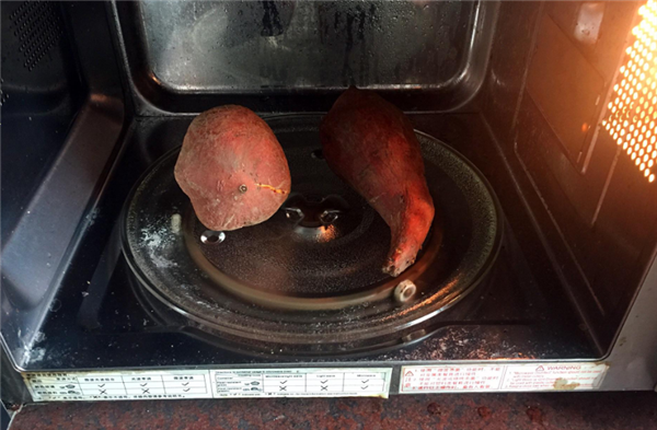 红薯能放微波炉烤吗
