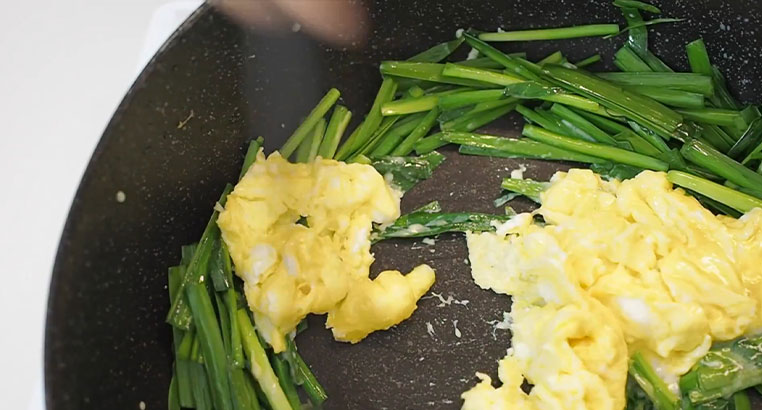 韭菜炒鸡蛋怎么做？韭菜炒鸡蛋的做法教程