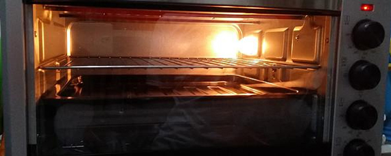 烤箱第一次使用空烤多久要关门吗/烤箱空烤完多久能使用