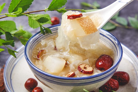 冰糖炖雪梨怎么做治咳嗽化痰止咳，能快速治好咳嗽的冰糖雪梨做法