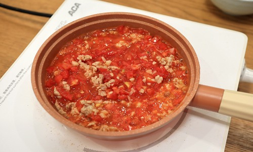 番茄肉酱意面的做法 酱汁做好了怎么都好吃！