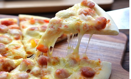 披萨怎么做 教你家庭做法色泽诱人又好吃